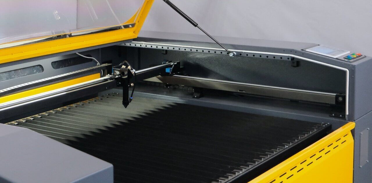 Лазерный станок TAURUS 1612